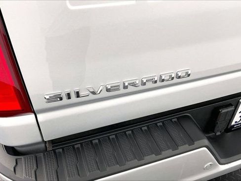 Used 2021 Chevrolet Silverado 2500 High Country w/ Z71 Off-Road Package AWD/4WD image 31