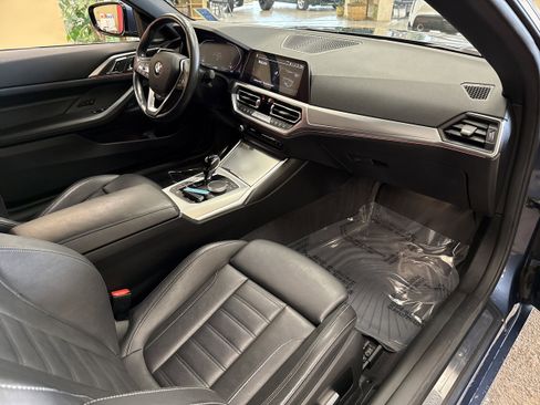 Used 2022 BMW 430i xDrive Convertible w/ Premium Package image 22