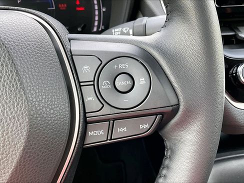 Used 2026 Toyota Corolla SE FWD image 21