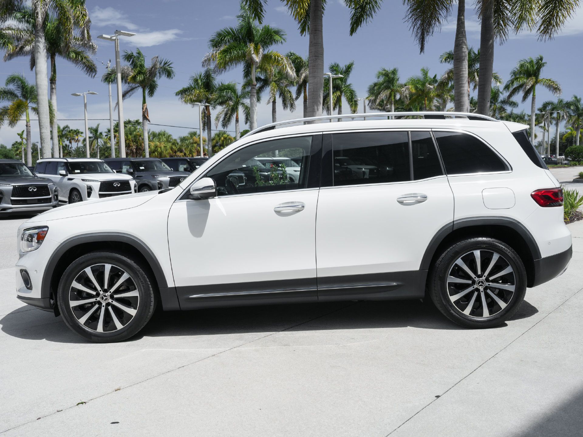 Used 2022 Mercedes-Benz GLB 250 image 23