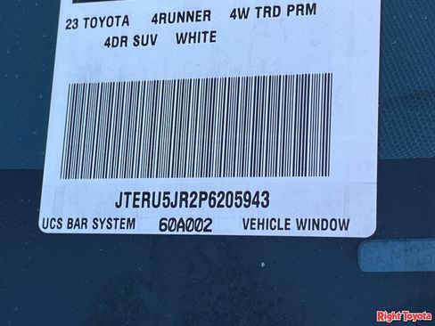 Certified 2023 Toyota 4Runner TRD Off-Road Premium AWD/4WD image 34