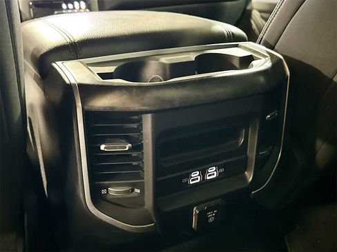 Used 2022 RAM 1500 Big Horn image 25