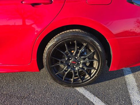 Used 2022 Toyota Camry XSE w/ Navigation Package image 11