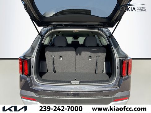 New 2026 Kia Sorento LX image 12