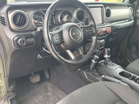 Used 2022 Jeep Gladiator Sport AWD/4WD image 12