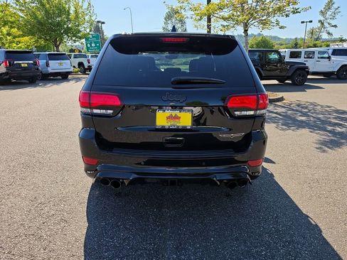 Used 2018 Jeep Grand Cherokee Trackhawk AWD/4WD image 5