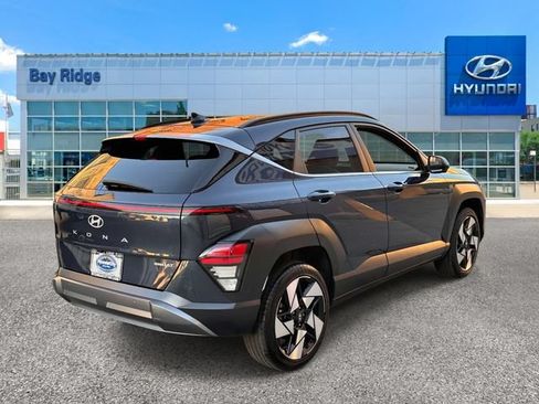 Used 2024 Hyundai Kona Limited AWD/4WD image 4