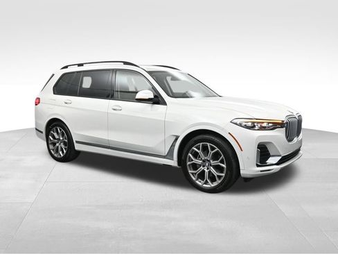 Used 2021 BMW X7 xDrive40i w/ Premium Package AWD/4WD image 6