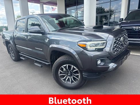 Used 2022 Toyota Tacoma TRD Sport AWD/4WD image 7