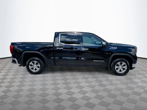 Used 2025 GMC Sierra 1500 SLT AWD/4WD image 5