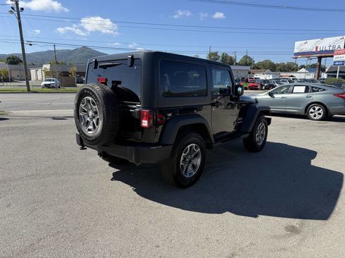Used 2013 Jeep Wrangler Sport image 6