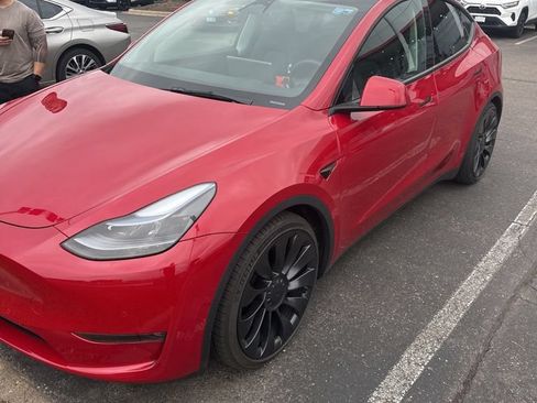 Used 2022 Tesla Model Y Performance AWD/4WD image 6