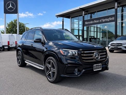 Used 2026 Mercedes-Benz GLS 450 4MATIC image 1