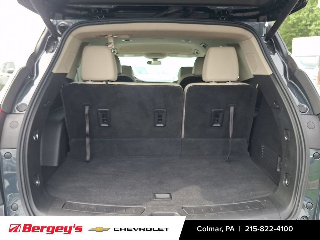 Certified 2020 Buick Enclave Essence w/ Sound and Sites Package FWD image 32