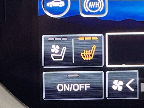 Used 2024 Subaru Ascent Touring image 21