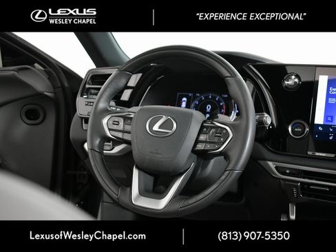 Used 2023 Lexus RX 350 Premium image 30