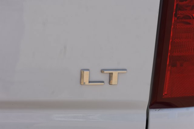 Used 2024 Chevrolet Silverado 2500 LT AWD/4WD image 8