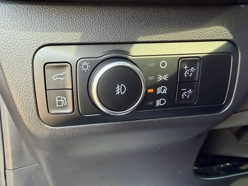 Used 2024 Ford Escape SE w/ PHEV Premium Package FWD image 14