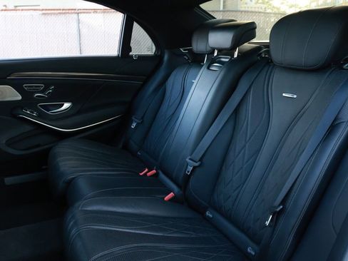 Used 2017 Mercedes-Benz S 63 AMG 4MATIC Sedan image 22