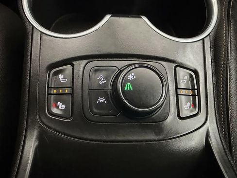 Used 2021 GMC Terrain SLT w/ Infotainment Package II FWD image 25