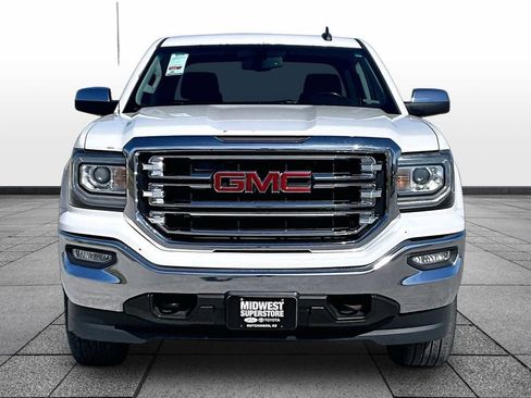 Used 2017 GMC Sierra 1500 SLT w/ SLT Premium Package image 3