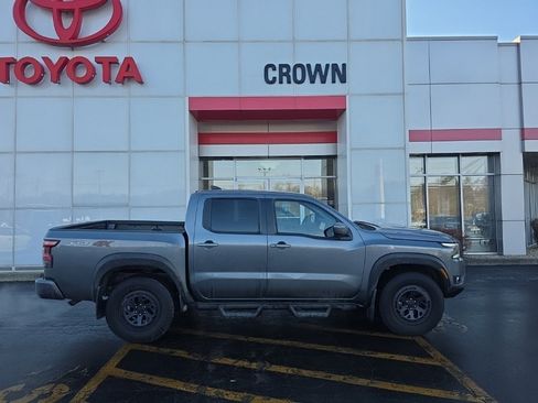 Certified 2025 Nissan Frontier PRO-4X image 2