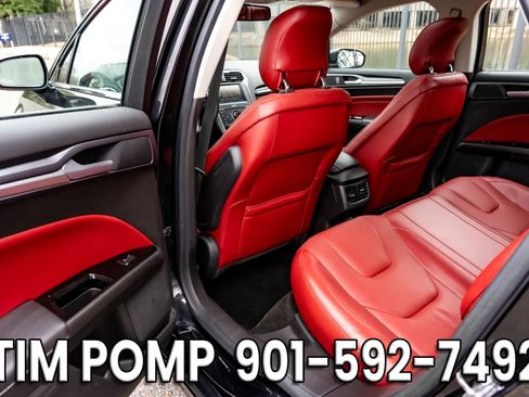 Used 2014 Ford Fusion Titanium image 15