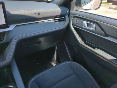 New 2026 Ford Explorer Tremor image 17