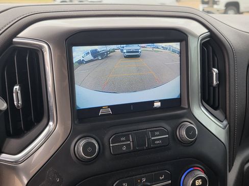 Used 2022 Chevrolet Silverado 1500 RST AWD/4WD image 12