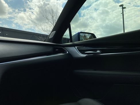 Used 2024 Cadillac XT5 Premium Luxury w/ Technology Package image 19