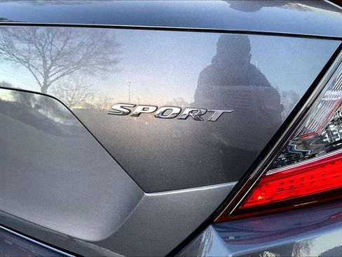 Used 2020 Honda Civic Sport image 24