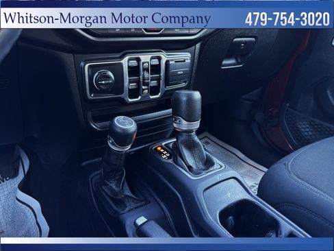 Used 2021 Jeep Gladiator Sport AWD/4WD image 32