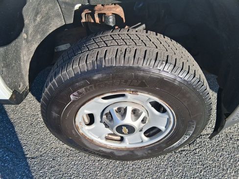 Used 2018 Chevrolet Silverado 2500 W/T w/ WT Fleet Convenience Package image 23