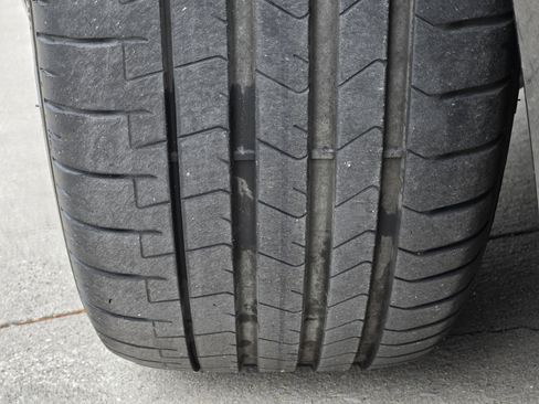 Used 2023 BMW i4 eDrive40 w/ M Sport Package image 11