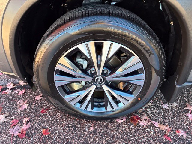 Used 2023 Nissan Rogue SV w/ SV Premium B Package AWD/4WD image 11