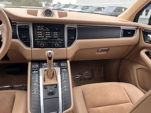 Used 2016 Porsche Macan S AWD/4WD image 14