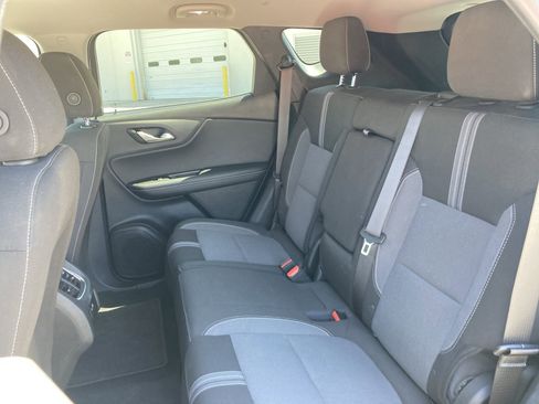 Used 2025 Chevrolet Blazer LT image 24
