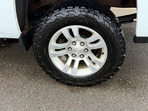 Used 2017 Chevrolet Silverado 1500 LT w/ All Star Edition image 5