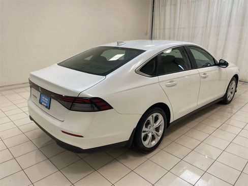 Certified 2025 Honda Accord LX image 25