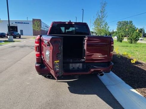 Used 2020 RAM 1500 Limited AWD/4WD image 12
