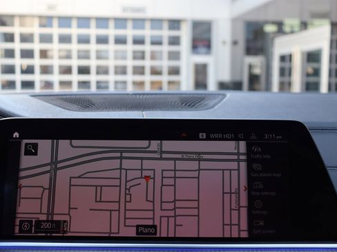 Used 2020 BMW X6 M50i image 21