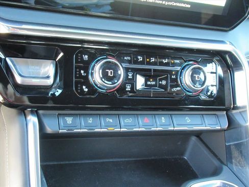 Used 2025 GMC Sierra 2500 Denali Ultimate image 26