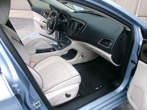 Used 2015 Chrysler 200 C w/ Navigation & Sound Group I AWD/4WD image 11