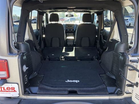 Used 2017 Jeep Wrangler Unlimited Sport w/ Quick Order Package 24S image 26