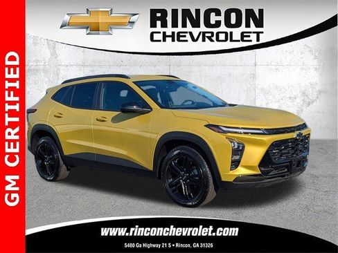 Certified 2024 Chevrolet Trax ACTIV w/ Driver Confidence Package image 1