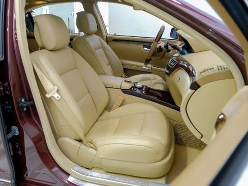 Used 2011 Mercedes-Benz S 550 image 40
