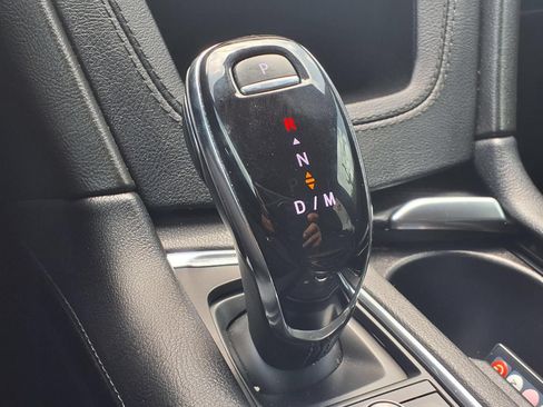 Used 2024 Cadillac XT6 Luxury FWD image 6