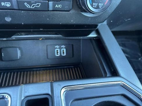 Used 2016 Ford F150 XLT w/ Equipment Group 302A Luxury image 24