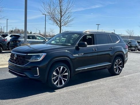 New 2026 Volkswagen Atlas SEL Premium R-Line AWD/4WD image 3