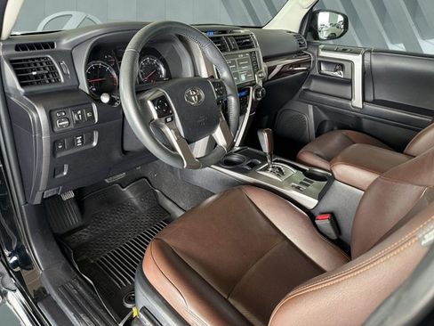 Used 2021 Toyota 4Runner Limited RWD image 10
